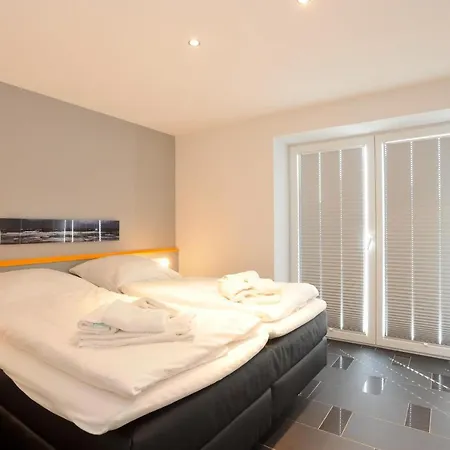 Apartment Haus Schuetzenstrasse Whg 1 *